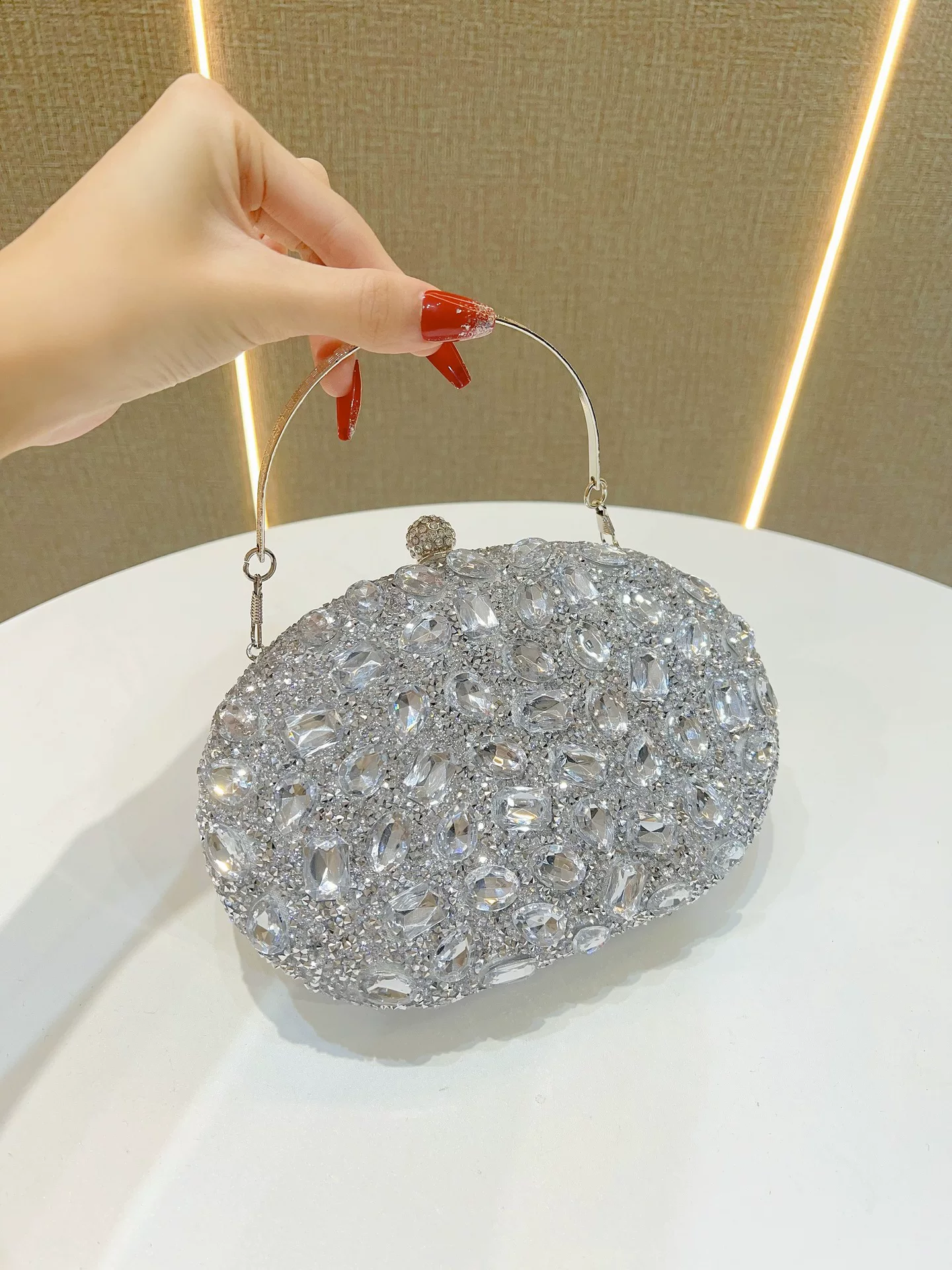 Fashionable Banquet Ladies Clutch