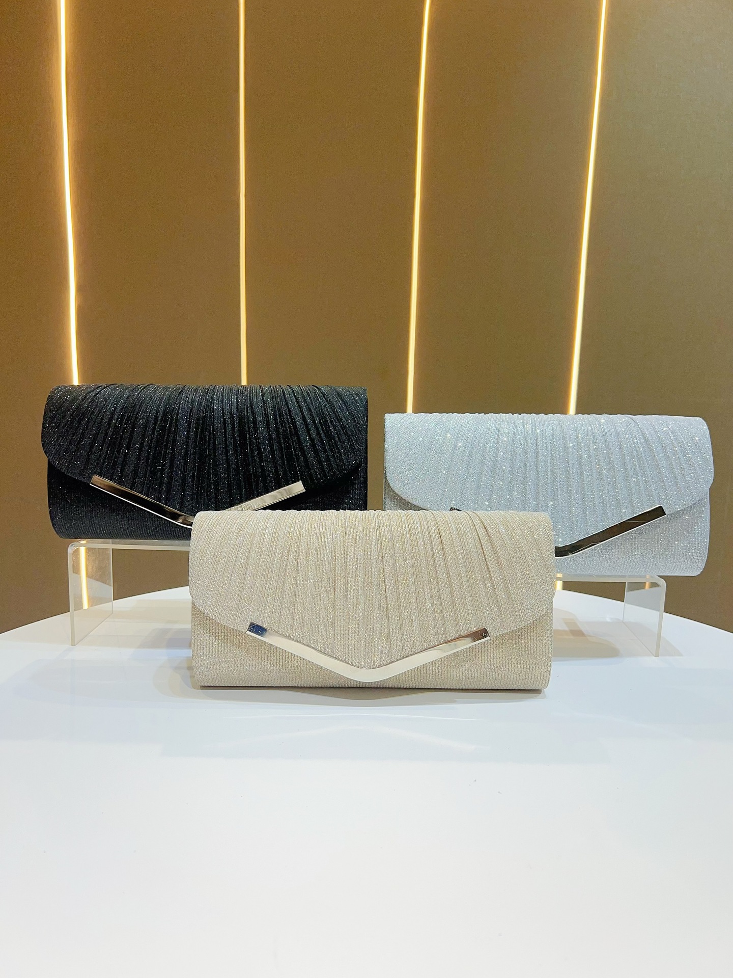 Ktv Shiny Pleated Dinner Clutch